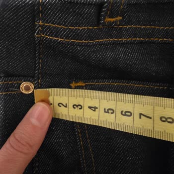 Lacivert Bootcut Denim Pantolonun Dikiş Hatası Ve İade Talebi