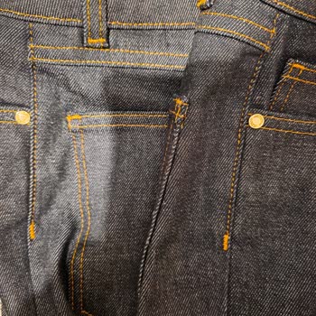 Lacivert Bootcut Denim Pantolonun Dikiş Hatası Ve İade Talebi