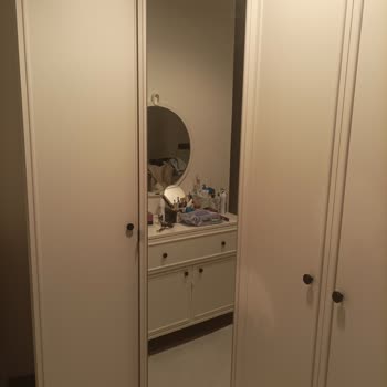 Kelebek Mobilya’da Kırılan Parça İçin Servis Zorunluluğu Ve Ücret Sorunu