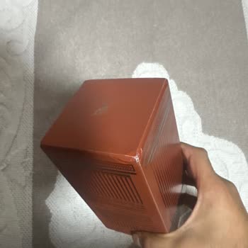 Kırık Kutu Ve Farklı Koku İçin Müşteri Hizmetinden Yanıt Almadan Değişim Talebi