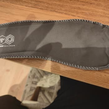 Hummel Ayakkabısında İç Tabanı Yerinden Çıkıyor Ve Dikiş Kalitesi Sorunlu
