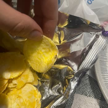 Eti Kong Pops Mısır Patlağında Yabancı Madde Ve Lezzet Bozukluğu