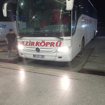 Otobüste Böcek, Kirli Koltuk Ve Sigara: Hijyen Ve Personel Tavrı Kabul Edilemez