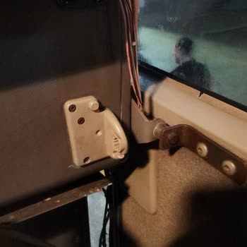 Klima Çalışmayan, Bakımsız Ve Geciken Otobüs Seferi