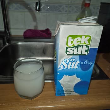 Ürün Sahte Görünümlü Ve Kokusuz Olduğu İçin İade Talebi