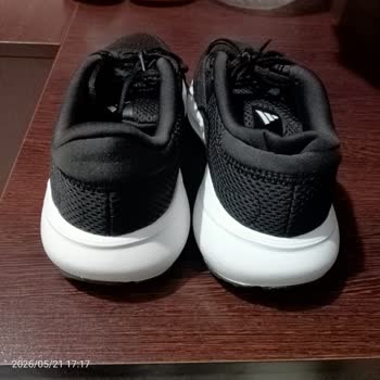 Adidas Ayakkabısındaki Dikiş Hatası Ayağımı Yaraladı Mağaza Hatasını Reddetti