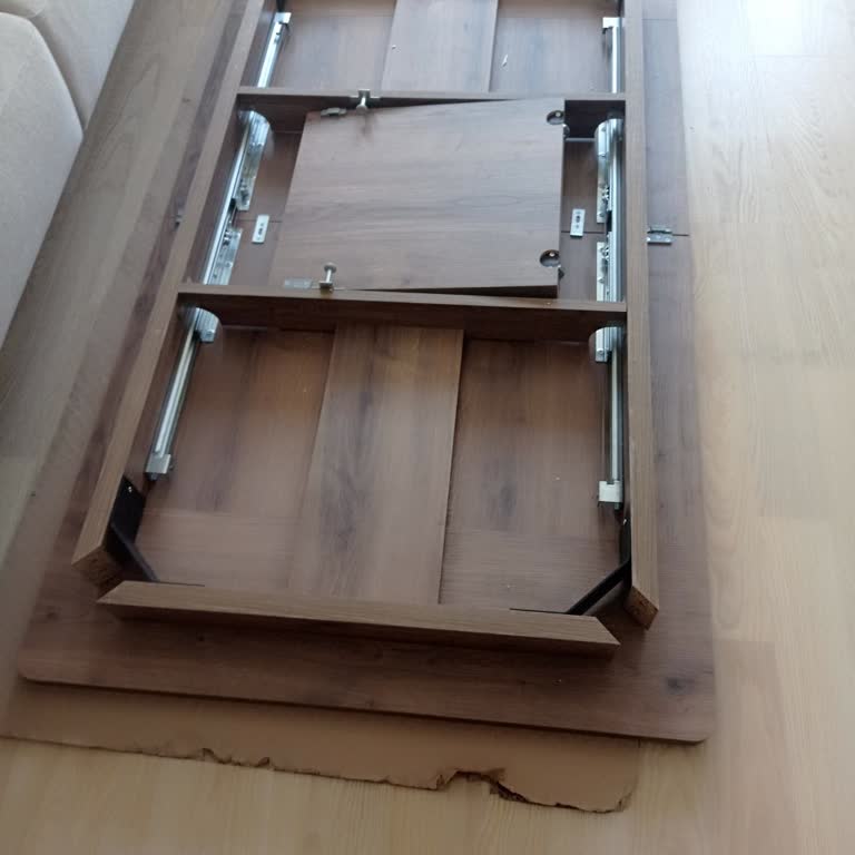 Eksik Cıvatalar Nedeniyle Masam Kullanılamıyor Mağaza İlgisizliği Süreci Uzatıyor