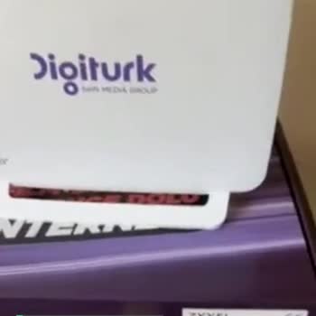 Digiturk Bir Aydır Kimse Yardımcı Olmuyor, Gün Veriyorsunuz Yardım Eden Yok!