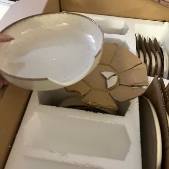Kırık Tabak Sorununda Satıcıdan Cevap Bekleniyor
