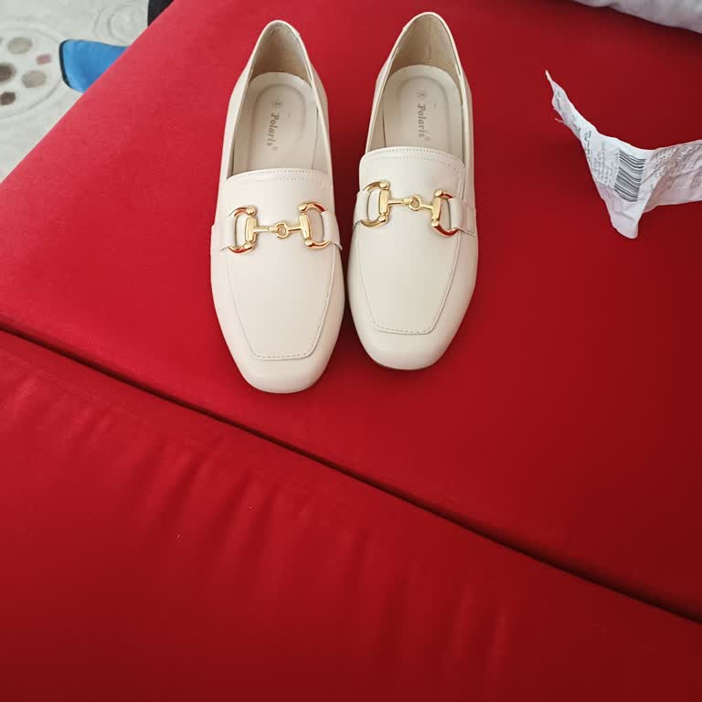 Ayakkabının Ayağımı Kesen Sertliği Ve Değişim Reddi