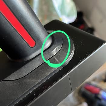 Dyson Servisi Süpürgeme Zarar Verdi