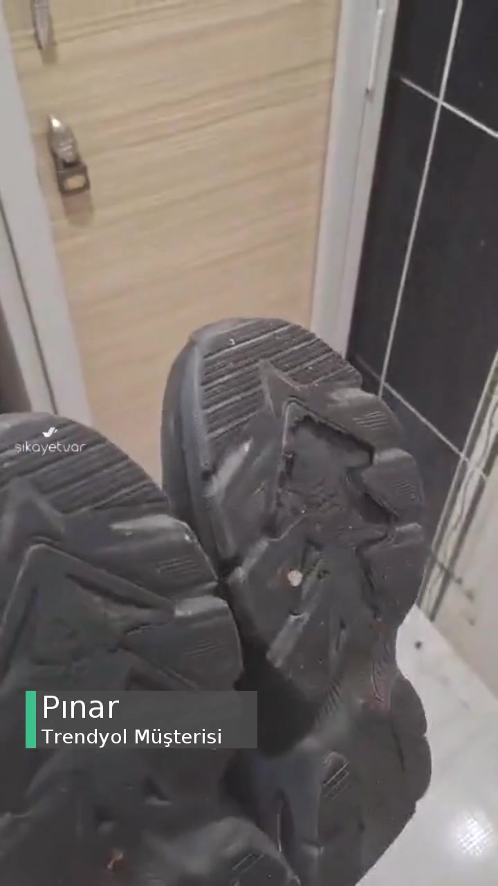 Trendyol Skechers Altı Eriyen Ayakkabı İadesi videonun kapak resmi