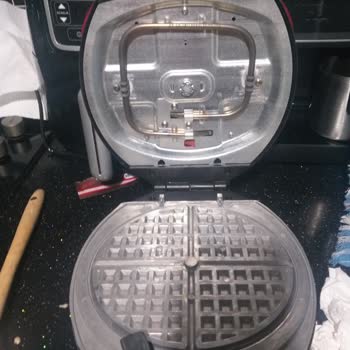 Karaca Funday Waffle Makinesinde İlk Kullanımda Güvenlik Arızası Ve İade Sorunu