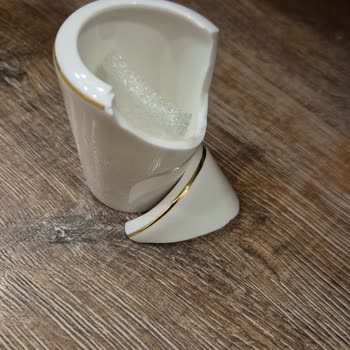 Kırık Parçalar Hızlı Gönderilmedi, Acil Değişim Veya İade Talebi