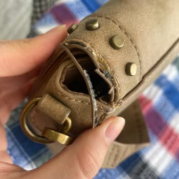 Mavi Çantamın Kısa Sürede Yırtılması Ve Ücret Beklentisine Uygun Olmaması