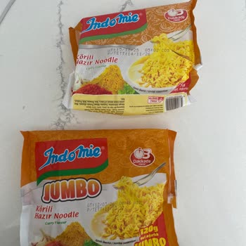 Indomie Noodle’da Böcek Bulundu, Sağlık Endişesi Ve İade Talebi