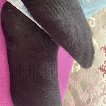 Hemen Tüylenen Patik Çorapların Kalitesizliği