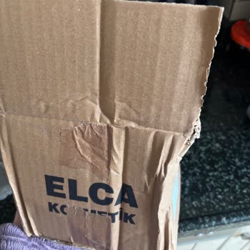 Estee Lauder Siparişinde Korumasız Paketleme Şikayeti