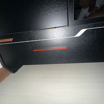 Almila Mobilya’dan Küflü Yatak Ve Çatlamış Dolap İçin Tam İade Talebi