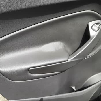 Ford Kuga 2019 İç Döşeme Deformasyonu İçin Garanti Dışı Şikayet Ve Şeffaflık Talebi