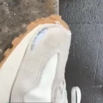 Sneaks Up Şüpheli Ürün Satıyor