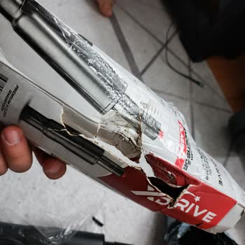 Sürat Kargo’dan Gelen Kırık Paket Ve Hasarlı Ürün İçin İade Talebi