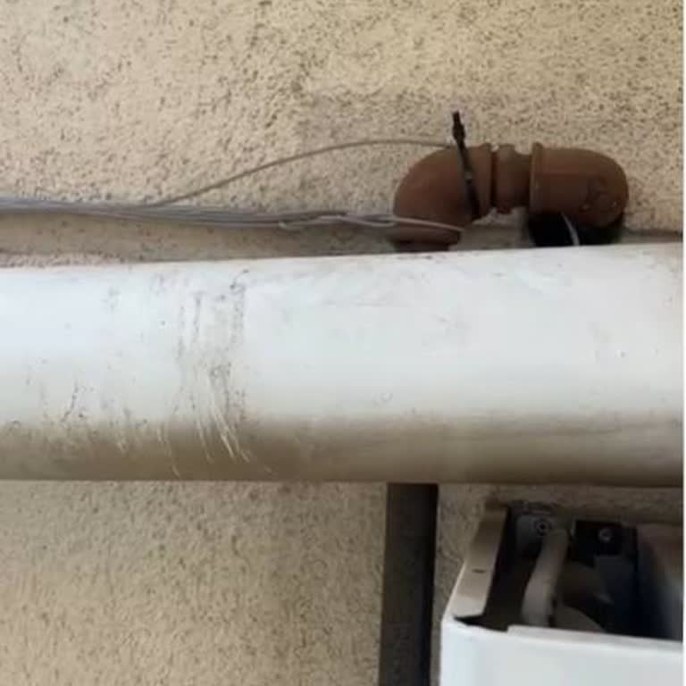 Balkondan Geçen Kablo Güvenlik Ve Kullanım Sorunu