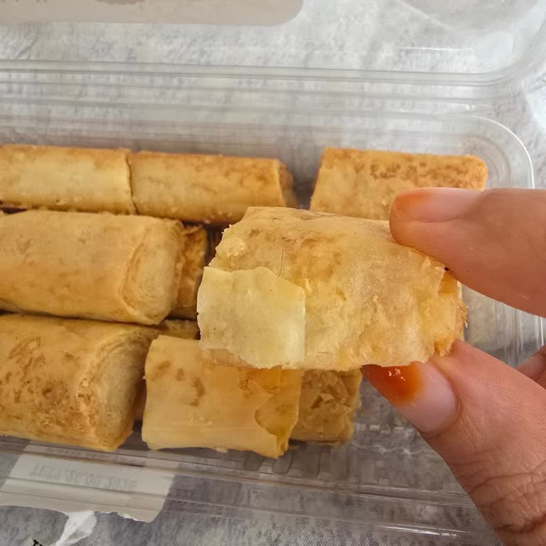 Şok Market Bisto Çıtır Kurabiyede Saç Teli: Hijyen İhlali