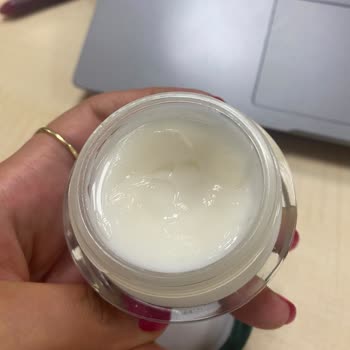 Yves Rocher Sebo Active Clear Yüz Kremi Cildimde Şiddetli Yağlanma Ve Sivilcelere Yol Açtı