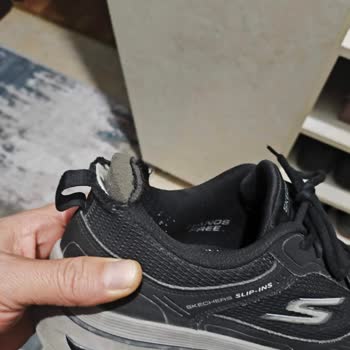 Erken Dağılan Skechers GO Walk Arch Fit 2.0 Seared Ayakkabı İçin İade Talebi