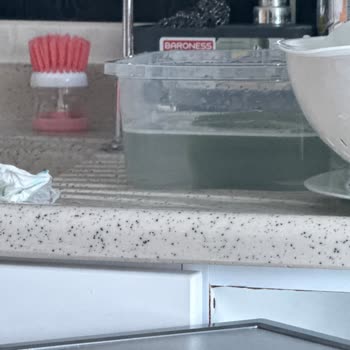 Su Tahliyesi Çözümsüz Bulaşık Makinesi Ve Yetkili Servis Yetersizliği Nedeniyle Ürün Değişimi Talebi