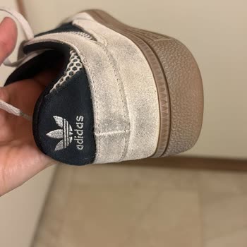 Adidas Handball Spezial Ayakkabısında Boya Kusuru Ve Satıcı Sorumluluk Reddi