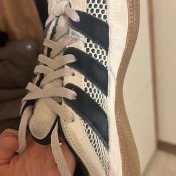 Adidas Handball Spezial Ayakkabısında Boya Kusuru Ve Satıcı Sorumluluk Reddi