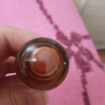 Kötü Koku Ve Hijyen Sorunlu Rujlar İçin Değişim Ve İade Talebi