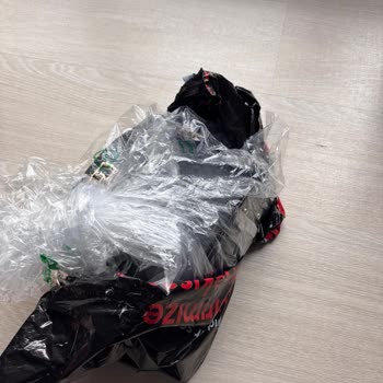 Markalı Çanta Online Siparişinde Paketsiz Gönderim Ve Müşteri Hizmetlerinden Çözüm Yokluğu