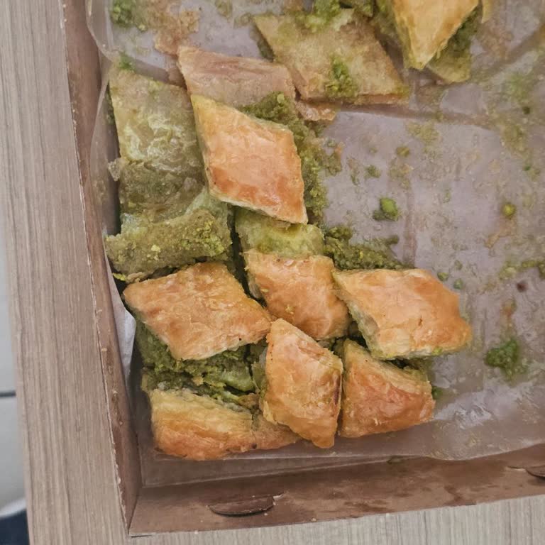 Özensiz Paketleme Baklavaların Lezzetini Gölgede Bıraktı
