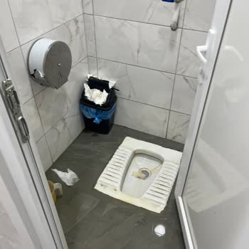 Köfte Sarayı İşletmenin Hijyen Durumu Bizi Ciddi Şekilde Rahatsız Etti