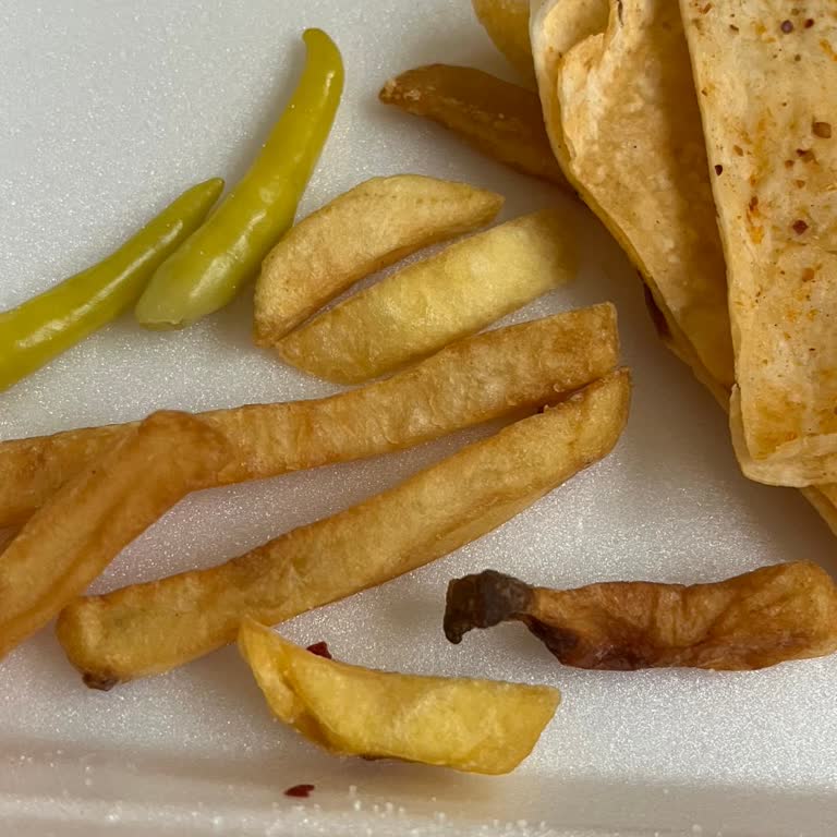 Çiğ Tavuk Döner Ve Kötü Koku Gıda Güvenliği Ve Sağlık Riski