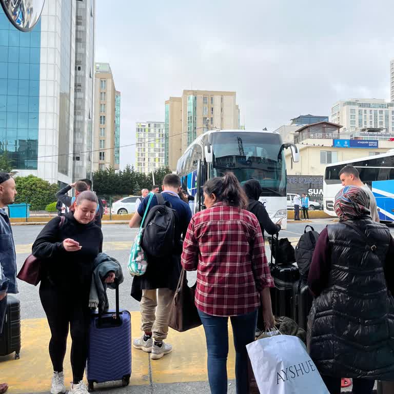 Geciken Otobüs Ve Bilgilendirme Eksikliği