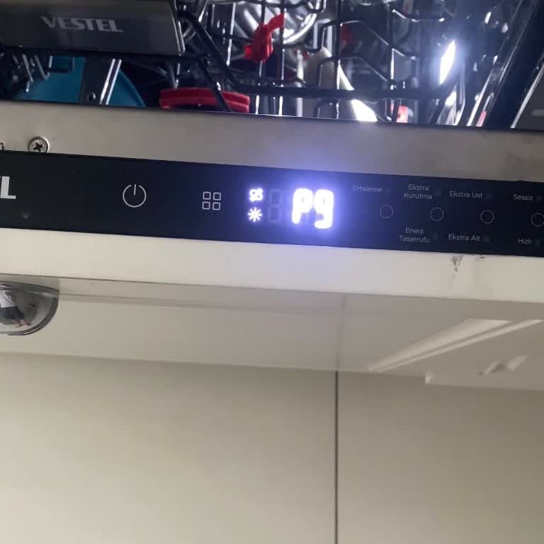 Sürekli F8 Arızası Ve Tekrarlanan Parça Değişimleri Nedeniyle Ürün Değişimi Talebi