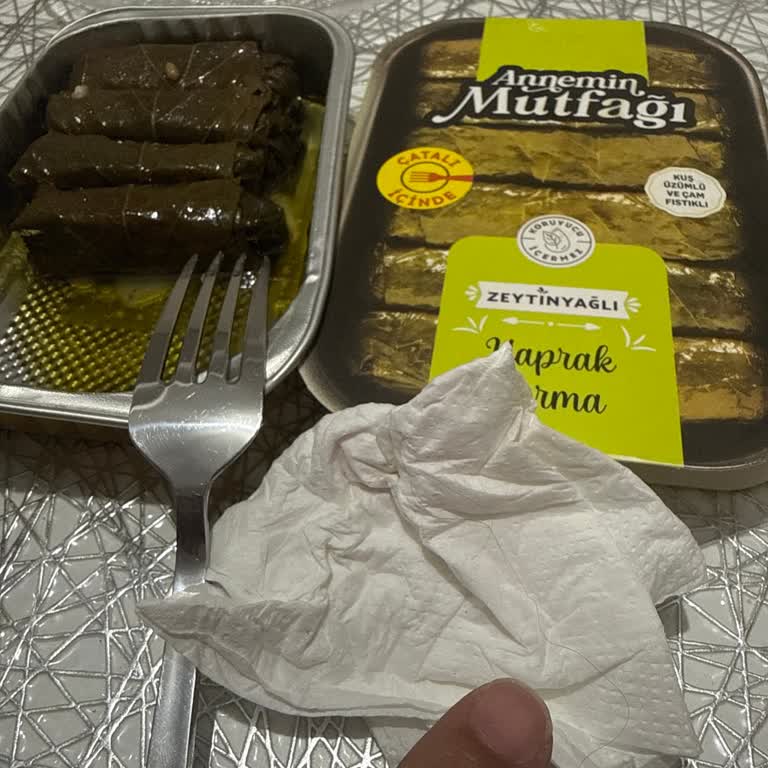Dardanel Yaprak Sarma İçinde Saç Kılı Bulunması Hijyen Endişesi