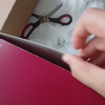 Açılmış Ve Kullanılmış Philips Lumea Ürünleri Dört Kez Tekrar Gönderildi
