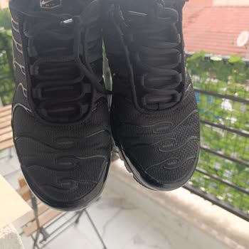 Nike Air Max Plus Ayakkabısında Üretim Hatası Ve Yanıltıcı Değerlendirme