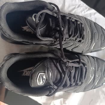 Nike Air Max Plus Ayakkabısında Üretim Hatası Ve Yanıltıcı Değerlendirme