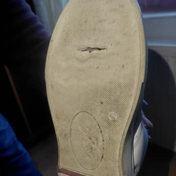 Kısa Sürede Kırılan Ayakkabı İçin Değişim Ve İade Talebi
