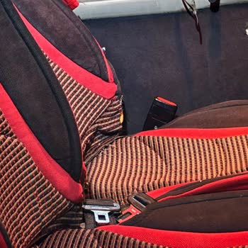 Metro Turizm Eski Ve Bakımsız Otobüsünde Gecikme Ve Konforsuz Yolculuk