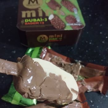 Taze Olmayan Magnum Mini Dondurmanın Değişim Talebi