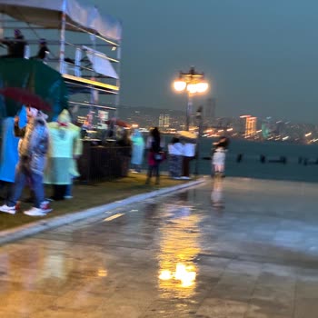 Yağışlı Hava Sebebiyle İptal Edilmeyen Konserde 2.000 TL İade Talebi