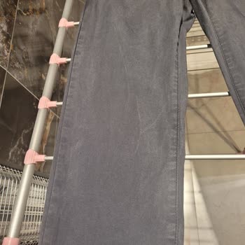 Yıkama Sonrası Çizgilenmiş Pantolon İçin İade Talebi