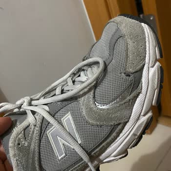 New Balance Ayakkabısının File Kısmı 4 Ayda Yırtıldı Ve Değişim Talebi